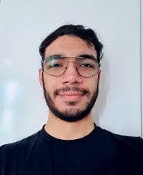 Adrian Maliszewski's Instagram, Twitter & Facebook