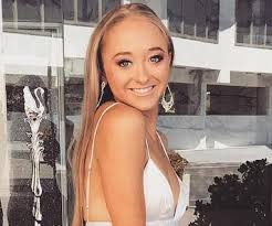 Flexible gymnast super hot naked. Sam Rybka Bio Facts Family Life Of Australian Acrobat Dancer