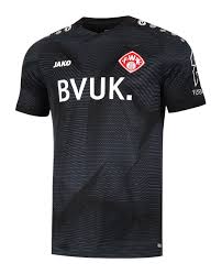 Von basics bis hin zu festmode: Wurzburger Kickers 2020 21 Away Kit