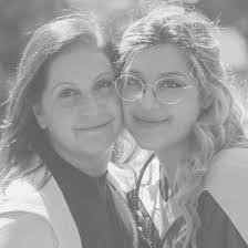 Michele Bliss's Instagram, Twitter & Facebook