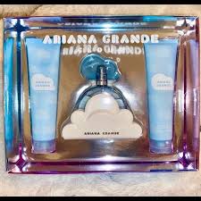 Ariana grande cloud is a joyful, new creation inspired by optimism and hope. Ariana Grande Other Ariana Grande Cloud 3pc Gift Set Poshmark