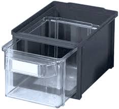 7 cassette 52 x 35 x 31 (4 euro al pz). Cassetti Impilabili Plastica Cassetto Portaoggetti Qbox Pratiko Store Sono Portabobine O Caricabobine Atti A Facilitare L Imballo Di Rotoli Pellicole Hanno La Caratteristica Di Essere Superlativamente Igieniche Kumpulan Alamat