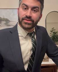 Have you wondered what makes an orthopedic surgeon a subspecialist?  Orthopedic surgeons can do an extra year of training called a fellowship to  gain additional training and expertise in certain areas ...