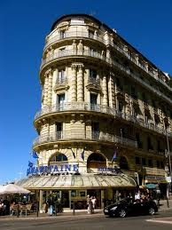 Le Cafe De La Samaritaine Sur Le Vieux Port Marseille Marseille Ville France Vieux Port