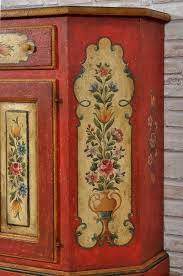 Pin By Elizabeth Vogt On Chalk Paint Ideas Funky Painted Furniture Scandinavian Folk Art Recycled Furniture