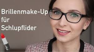 Das bewegliche lid ist bei geöffnetem auge nur teilweise oder gar nicht sichtbar, da das augenlid durch den oberen teil des augenlids überlappt wird. Schlupflider Richtig Schminken Die Besten Make Up Tipps