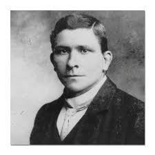 OnThisDay in 1912, Petty Officer Edgar Evans was badly concussed after a  crevasse fall