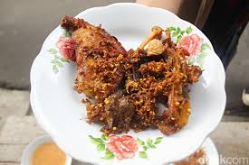 Brongkos bu padmo tempel sleman. Nasi Uduk Ayam Geprek Gobyos Bu Sum 17 Gambar Ayam Penyet Dan Nasi Cari Gambar Keren Hd