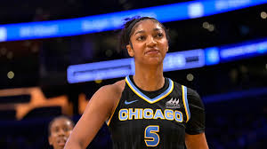 WNBA Players Slam 'Disrespectful' CBA Proposal: What's the Hold Up? - Imagen principal del artículo