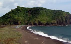Areal perkebunan yang ada juga merupakan lokasi wisata yang sangat menarik untuk dikunjungi. Pesona Pantai Nangelang Keindahan Pesisir Di Jember Inanews