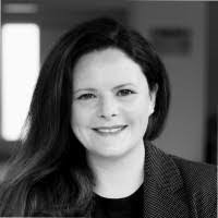 Lorraine Barnes's Instagram, Twitter & Facebook