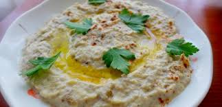 Ora idratate i pomodori secchi in una piccola ciotola con dell'acqua. Baba Ganoush O Crema Speziata Di Melanzane Mangiamondo Com
