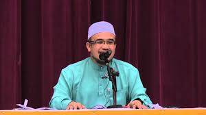 Dapat disimpulkan bahwa mandi wajib setelah masuk waktu subuh tidak memengaruhi sah atau tidaknya ibadah puasa. Puasa Mandi Wajib Selepas Azan Subuh Dato Dr Maza Youtube