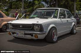 White Toyota Corolla Ke20 With Ke25 Te27 Levin Front Grill Toyota Corolla Retro Cars Custom Cars Paint