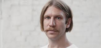 In his 29, he went from a young pop star to one of the. Ivan Dorn Podelilsya S Mirom Svoej Grustyu