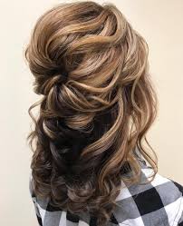 Wedding reception hairstyles for curly hair | hairstyles image source : 50 Ravishing Mother Of The Bride Hairstyles