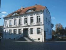 Hier können besitzer kostenfrei ihre denkmalgeschütze immobilie zum verkauf anbieten und interessenten haben die möglichkeit, gezielt nach zum verkauf stehenden baudenkmälern zu suchen. Denkmal Immobilien In Brandenburg Immobra Gmbh