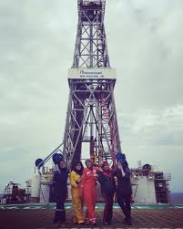 Ada beza ke life di offshore dan onshore? Rupanya Ada Lagi Yang Tak Tahu Bagaimana Kehidupan Perempuan Offshore The Reporter