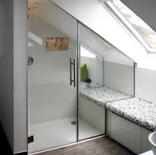 Dusche In Nische Unter Dachschrage Badezimmer Dachschrage Duschtur Badezimmer Mit Schrage