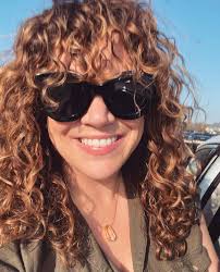 Beginner's Guide To Naturally Curly Hair — Caitlin Hannah