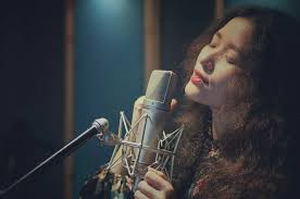 Hơn Cả Khách Thu Âm