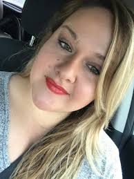 Mixing pinks and oranges for a coral shade