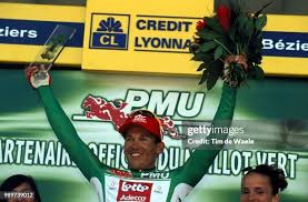 Image result for tbn:if9L2sMjE_ET9M::www.trophees-denis.com/wp-content/telechargements/coupes.jpg