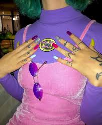 Pin By Abril Gelos On Style 2000s Fashion Outfits Grunge Fashion Aesthetic Clothes