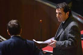 Francesco schettino claims he has been made the scapegoat for 2012 cruise ship disaster that maria navarro accuses francesco schettino of never apologising and saving own life 'without even. Francesco Schettino Kapitan Der Costa Concordia Muss 16 Jahre In Haft Gesellschaft Faz