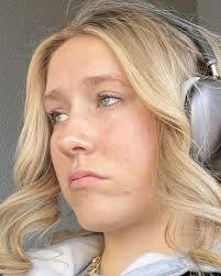 Anna Trudeau's Instagram, Twitter & Facebook