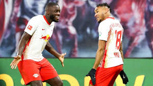 Rb leipzig is playing next match on 25 apr 2021 against vfb stuttgart in bundesliga.when the match starts, you will be able to follow rb leipzig v vfb stuttgart live score, standings, minute by minute updated live results and match statistics.we may have video highlights with goals and news for. Bundesliga Rb Leipzig Siegt Dank Nkunku Gegen Leverkusen Sport Sz De