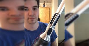 Fanático de Star Wars le pone un sable de luz a su brazo biónico﻿