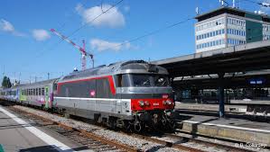 Alle bahnverbindungen alle zeiten alle preise finde die.finde einen zug von nantes nach bordeaux. Fin De 40 Ans De Presence A Bordeaux Des Bb 67400 Rail Passion