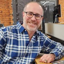 I'm stoked to be attending Snowflake Summit this year!