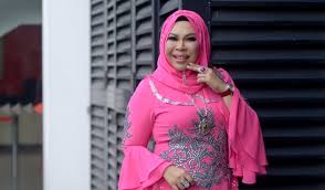 I want i want i want i want you muah muah muah muah muah x2 i am fun i am pretty i am beautiful i am a queen i inspire your desire i am a diva living la viva(perodua) come to me sarang3 x3 say to me sarang3 ayam me2. Wanmotaim For Dsv S I Am Me Krup Krap