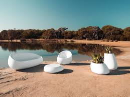 Stones Collection By Stefano Giovannoni Elisa Gargan Vondom Com White Outdoor Furniture Luxury Patio Furniture Best Outdoor Furniture
