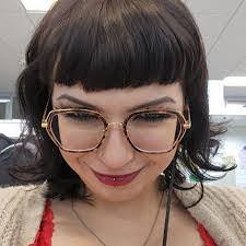 Melissa Saputo's Instagram, Twitter & Facebook