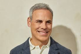 Cava—the 'Mediterranean Chipotle'—is one of Wall Street's hottest stocks.  Here's why