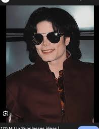 Once your girl starts posting pictures where she's facing the side showing  off her ass, it's time to start looking for a new girl.