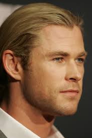 Chris hemsworth ditches his wavy blonde locks for a cropped look. Chris Hemsworth Wikipedia