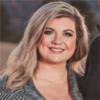 Jessica Ezell's Instagram, Twitter & Facebook