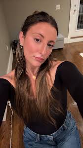 Female roommate sought in Boston area