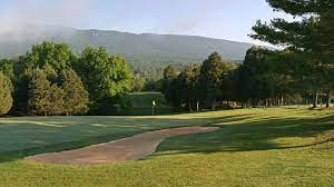 Choose from as many as 400 partner airlines and 1,000,000 properties worldwide and put together a travel itinerary that's perfect for you. Caverns Country Club Resort Luray Caverns