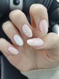 Would you like to give your nails a simple and natural look? Natural Almond Nails Winter Nails Acrylic Natural Almond Nails Light Pink Nail Designs
