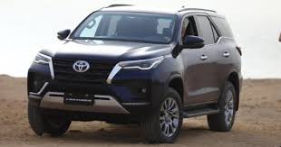 أسعار السيارة تويوتا فورتشنر 2022 بالسوق المصرية تبدأ من 775 ألف جنيه اليوم السابع