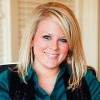 Beth Gooch's Instagram, Twitter & Facebook