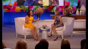 Couric's mother was of jewish descent and her father was a presbyterian of french ancestry.1 couric was raised a presbyterian. Patricia Heaton And Katie Couric Hot Legs Youtube