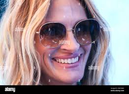 Julia rogers hi-res stock photography and images