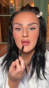 Mikayla Nogueira Hawken‎