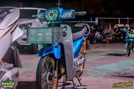 Jual berbagai macam striping motor wa aja085235563555 banyak pilihannya Edan Motor Mirip Astrea Grand Aja Dikasih Baju Karbon Dan Sokbreker Ohlins Gridoto Com